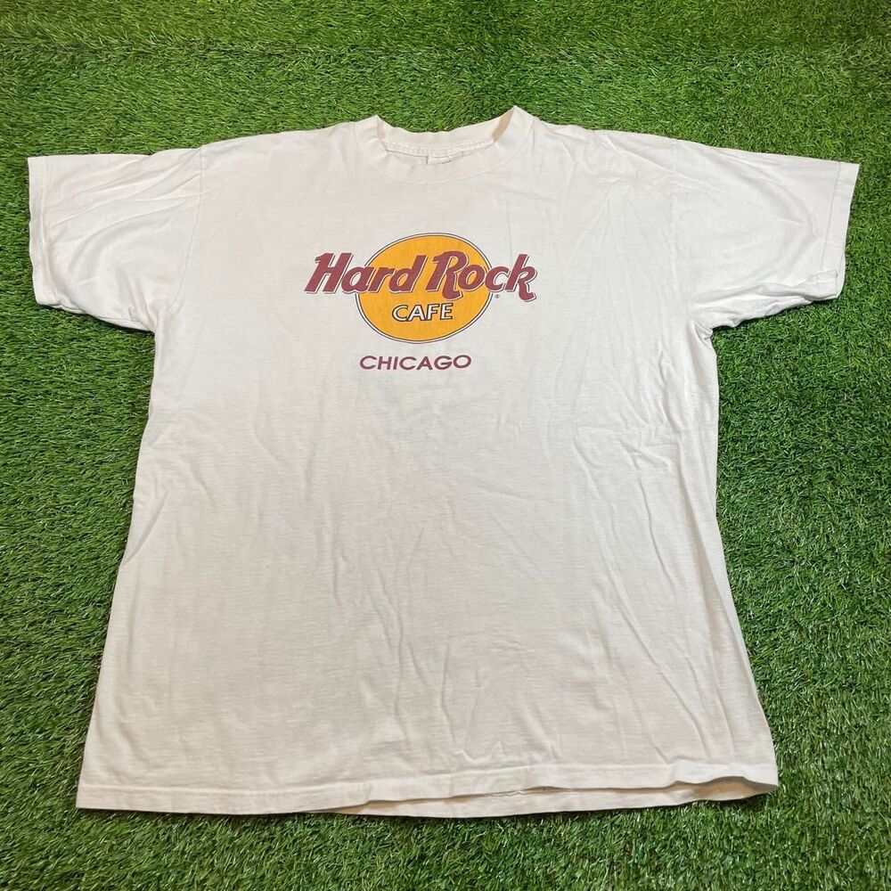 Vintage Hard Rock Cafe Chicago white t-shirt Hard Rock CAFE logo L made in USA